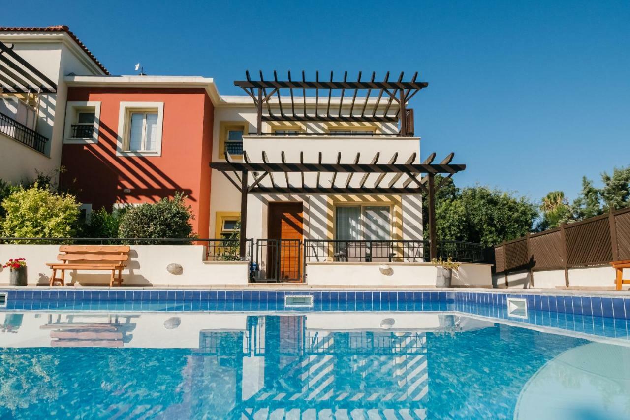 Aphrodite Gardens No.9 Luxury Apt Πάφος Εξωτερικό φωτογραφία