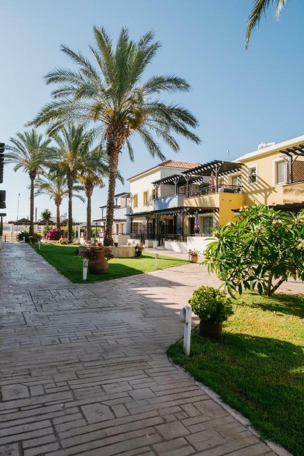 Aphrodite Gardens No.9 Luxury Apt Πάφος Εξωτερικό φωτογραφία
